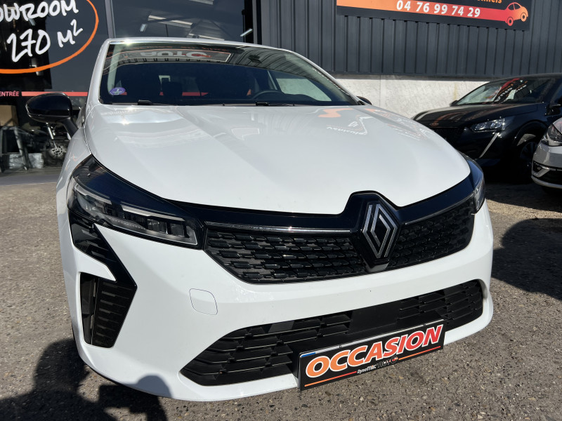 1.6 E-TECH 145CH FULL HYBRID EVOLUTION - 24